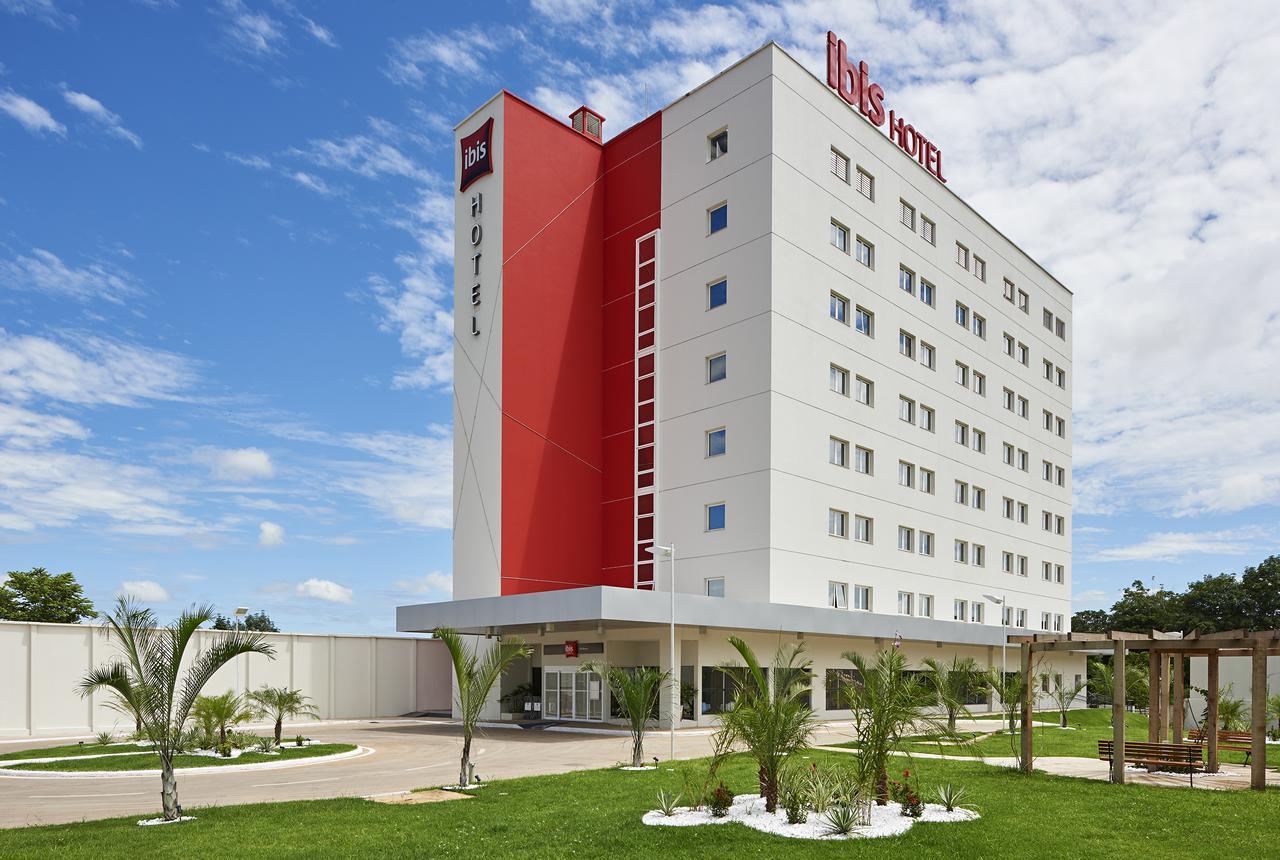 Готель Ibis Ріу-Бранку Екстер'єр фото