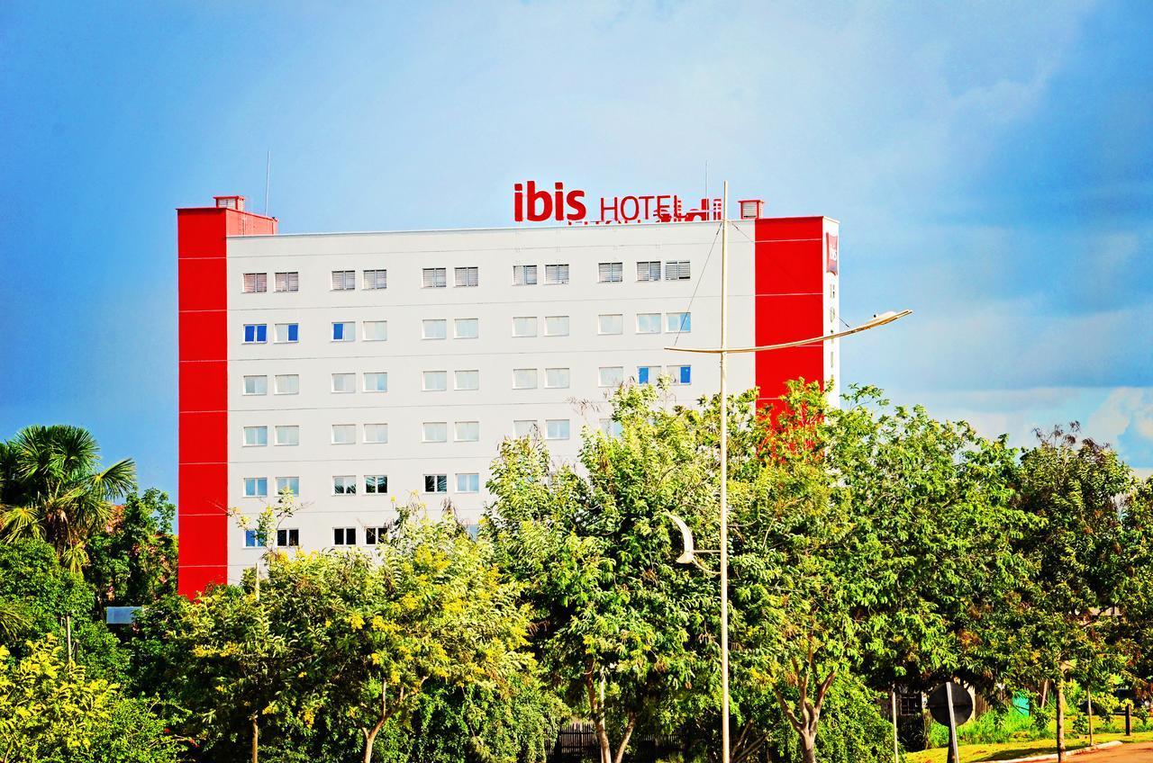 Готель Ibis Ріу-Бранку Екстер'єр фото